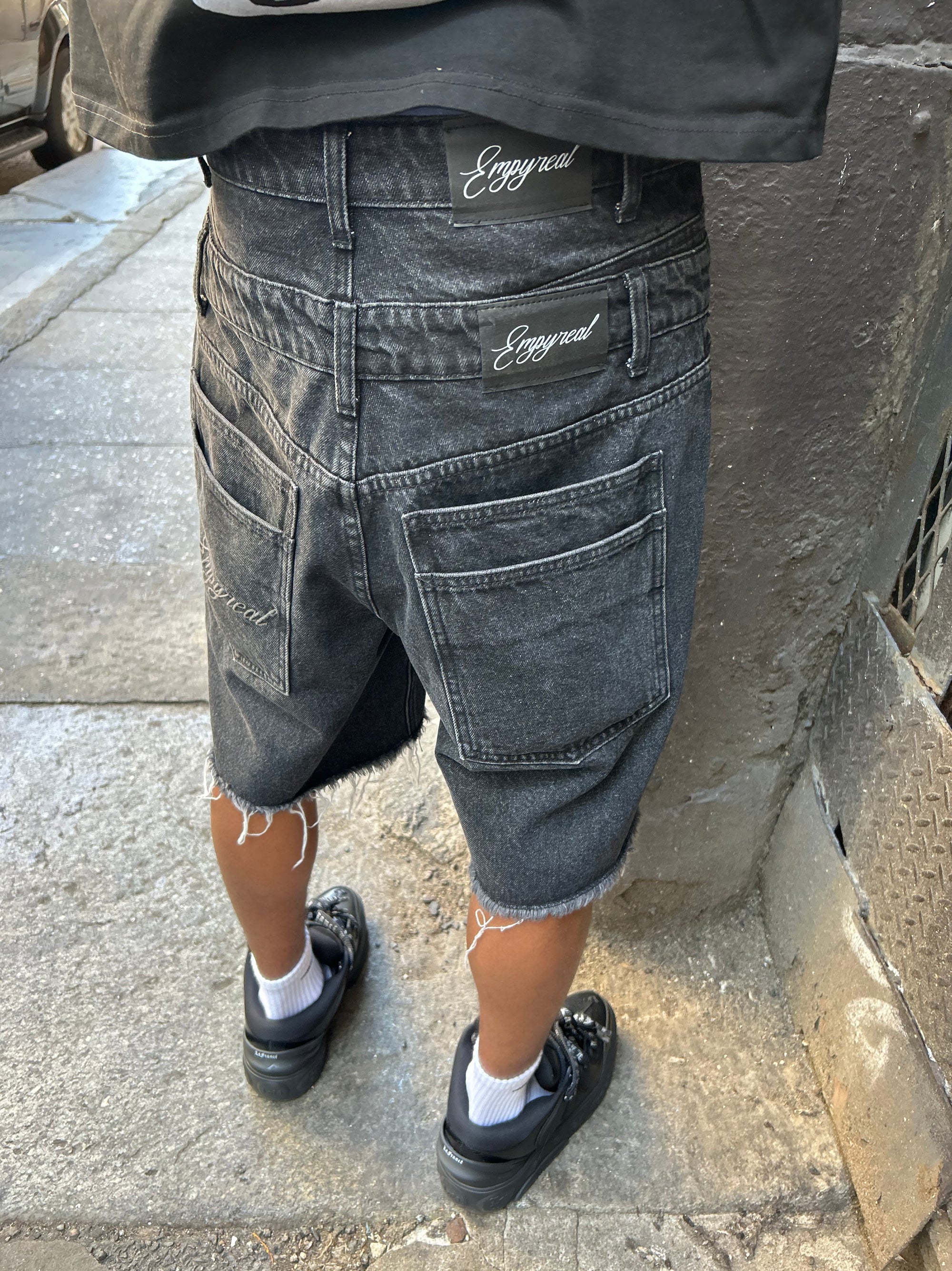 “DOUBLE VISION” DENIM SHORTS