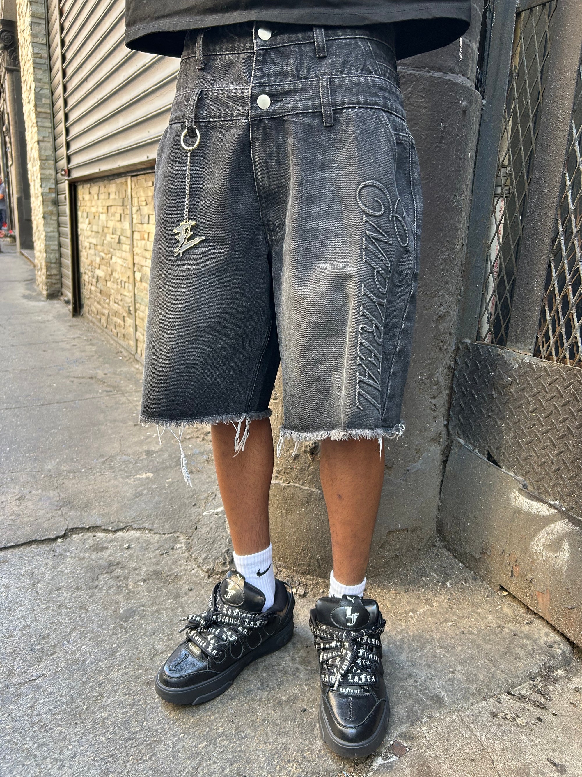 “DOUBLE VISION” DENIM SHORTS